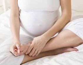 Il est important pour une femme enceinte de traiter les maladies fongiques afin de ne pas infecter le bébé